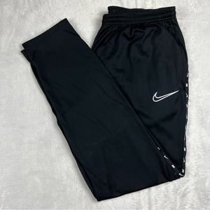 Nike Dri-Fit Pants XL